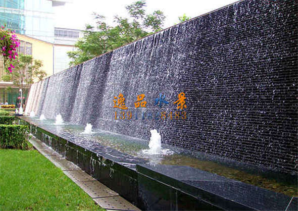 什么是水幕墻？